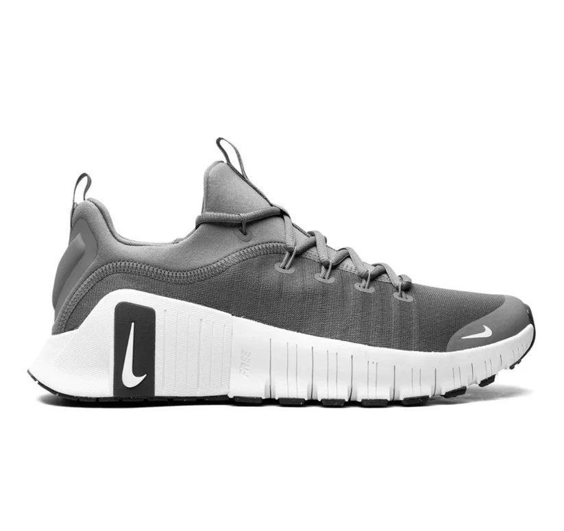 Nike free metcon gray
