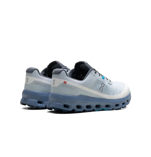 On Cloud Light Blue