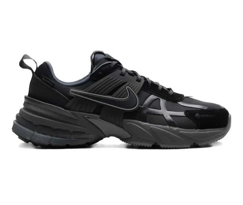 Nike V2K Black