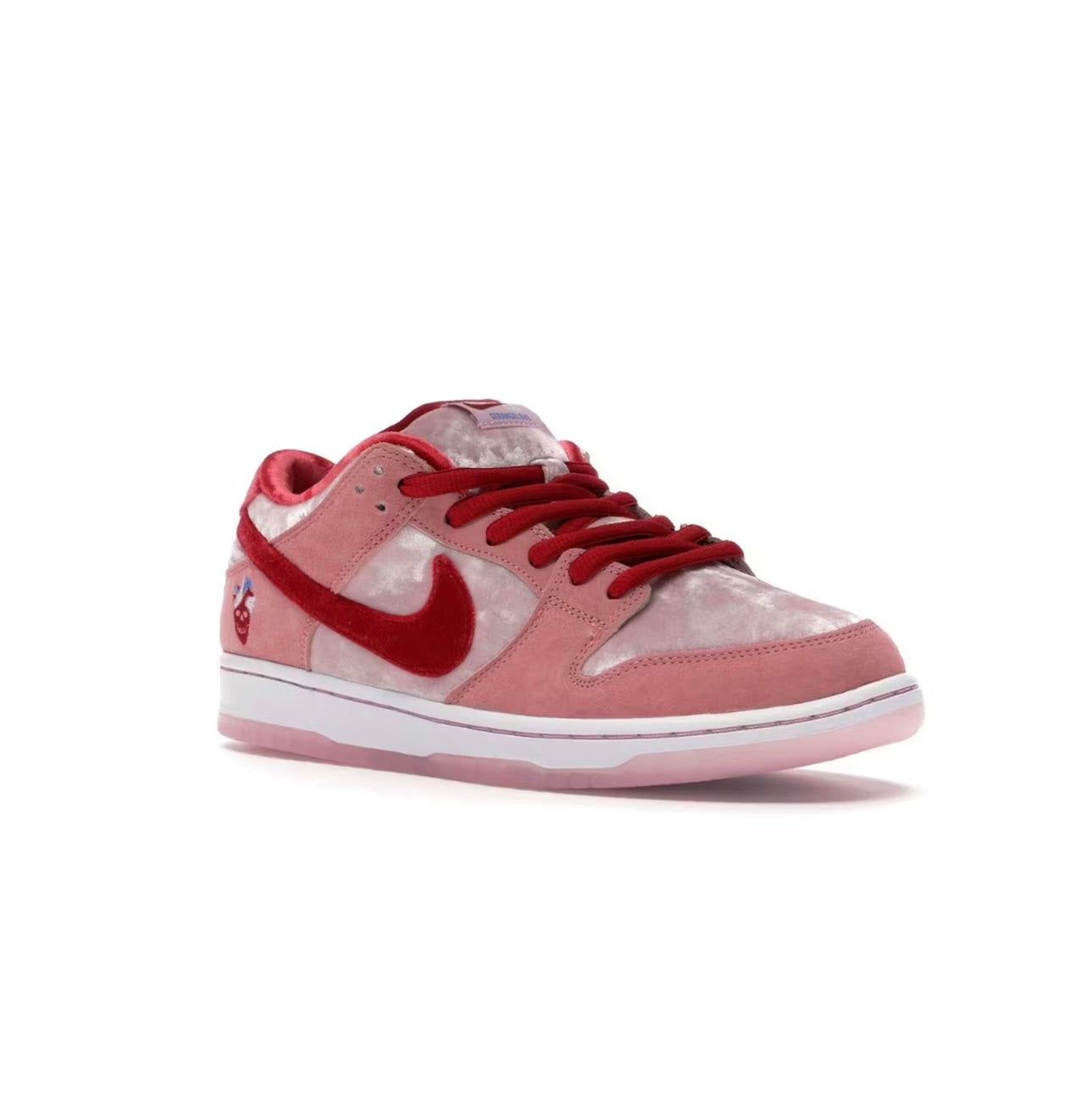 Dunk Low International Love