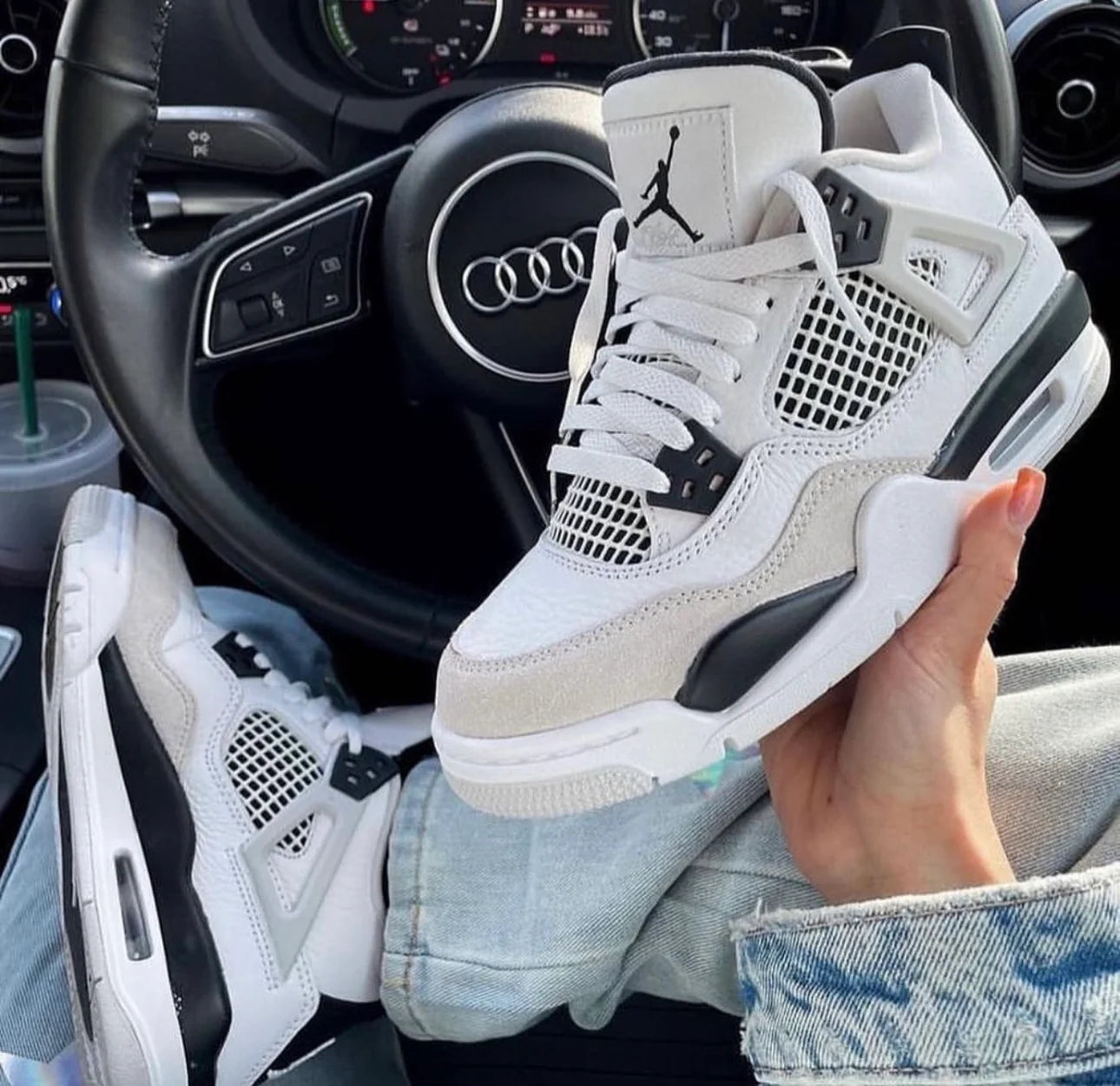 Air Jordan 4