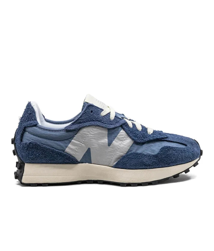 New Balance 327 Light Blue