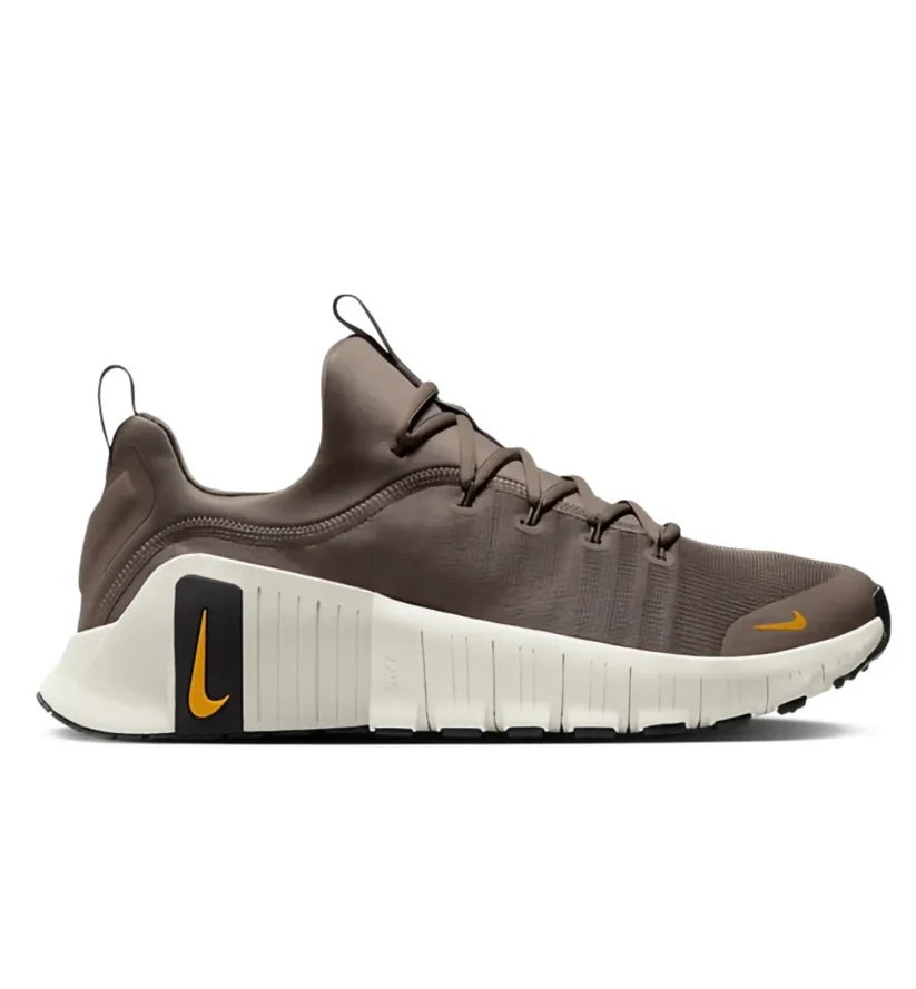 Nike free metcon brown