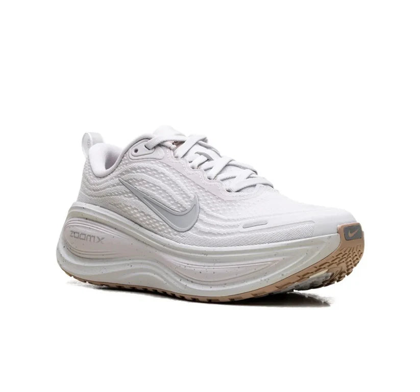 Nike Vomero Plus White